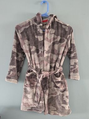 Eddie Bauer Plush Camouflage Hooded Robe Boys (6)